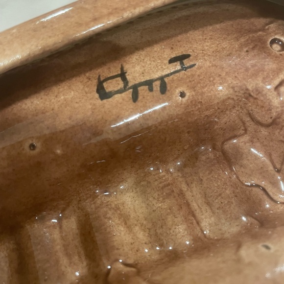 Vintage MCM drip style Pottery Leaf-Shaped Ceramic Ashtray circa 1960s signed - Picture 6 of 7